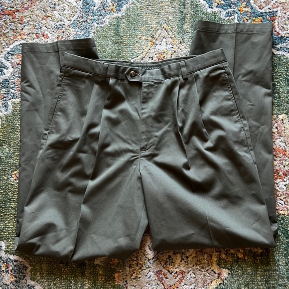 DOCKERS MENS ODYSSEY TWILL PANTS IN SZ 38 x 34…NEW WITHOUT TAGS…OLIVE GREEN!!! - Picture 1 of 6